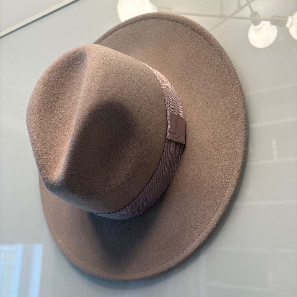 Beige hat